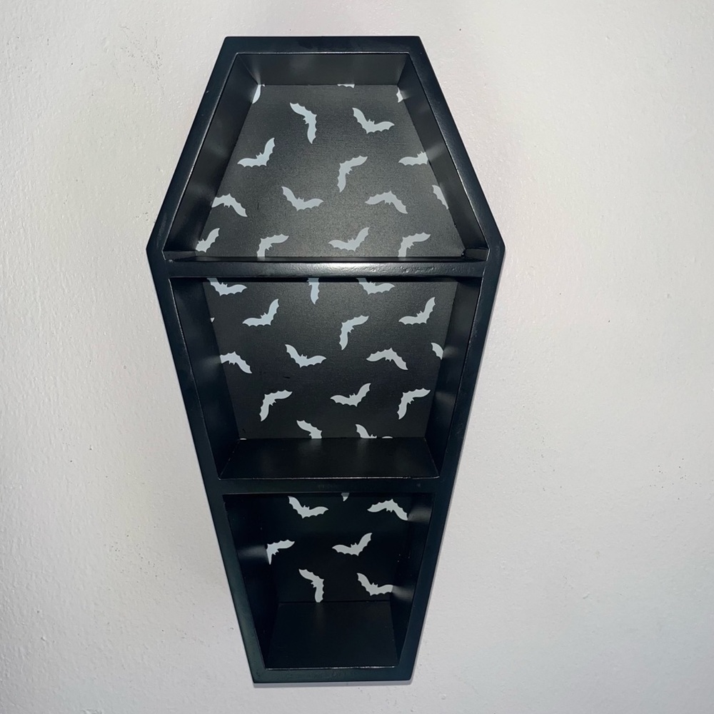 Coffin Shelf